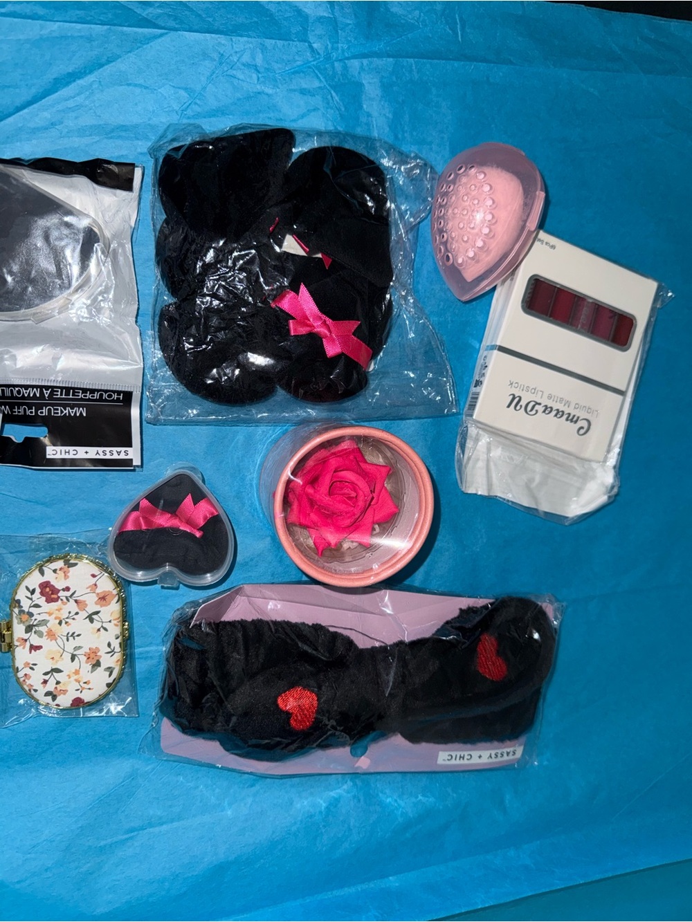 Women Accessories Black & Pink Makeup Accessory Set